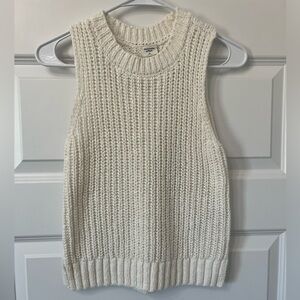 Abercrombie | Sleeveless Knit Sweater - Cream